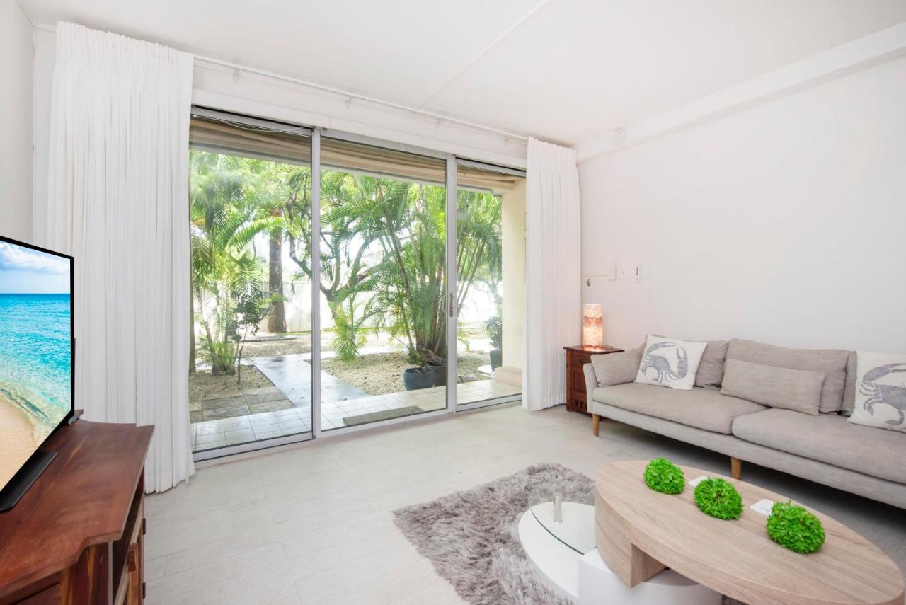 Beach Living At Island Pine Villas Blse George Town Buitenkant foto
