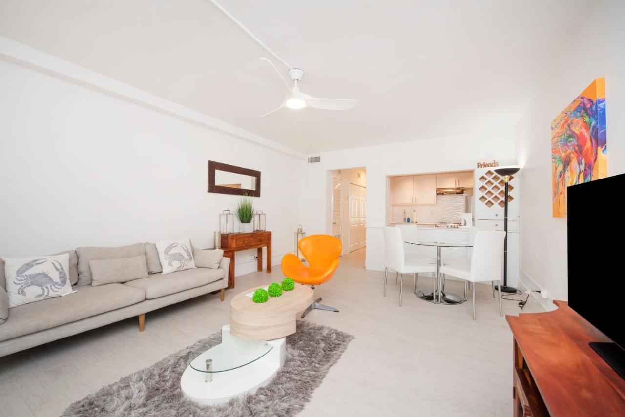 Beach Living At Island Pine Villas Blse George Town Buitenkant foto