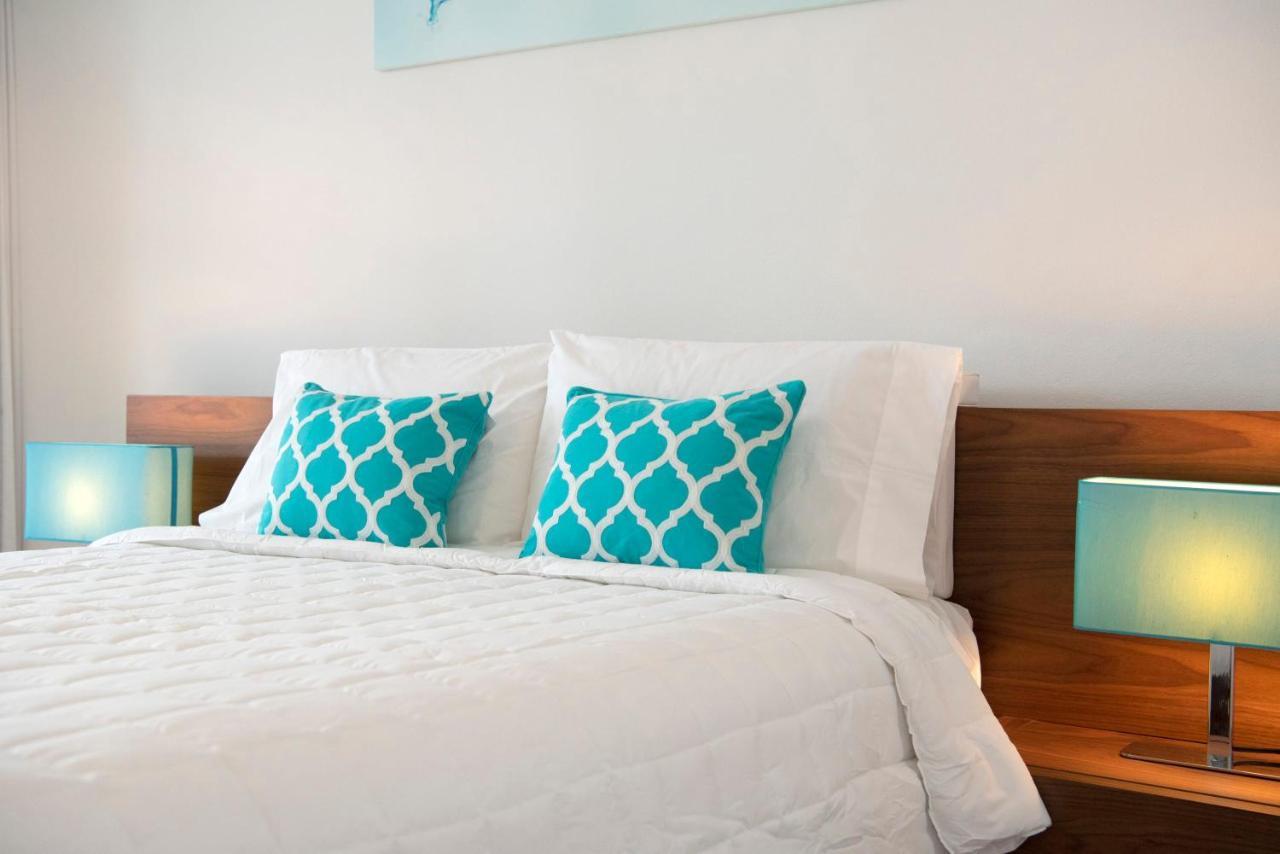 Beach Living At Island Pine Villas Blse George Town Buitenkant foto