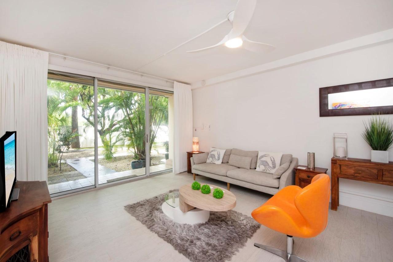 Beach Living At Island Pine Villas Blse George Town Buitenkant foto